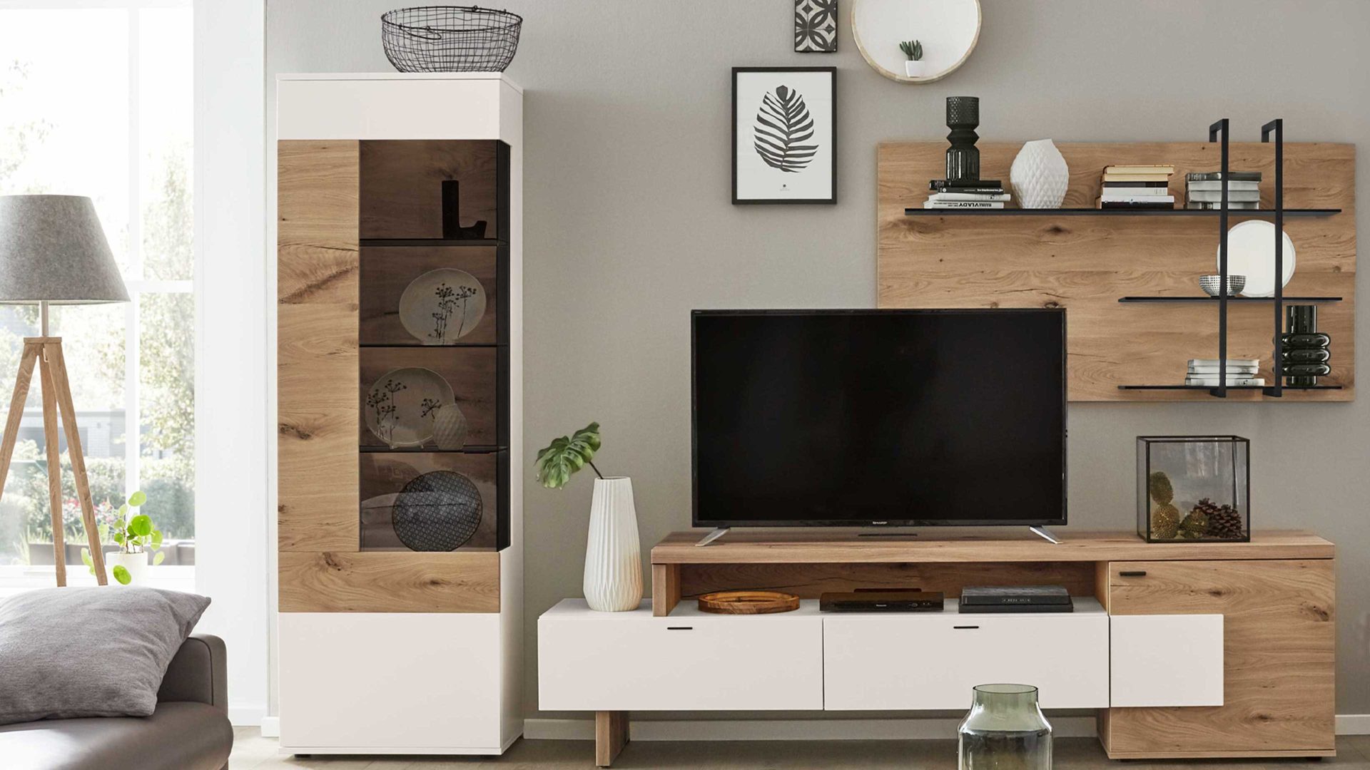interliving wohnzimmer serie 2104 – vitrine z11-1, weiß