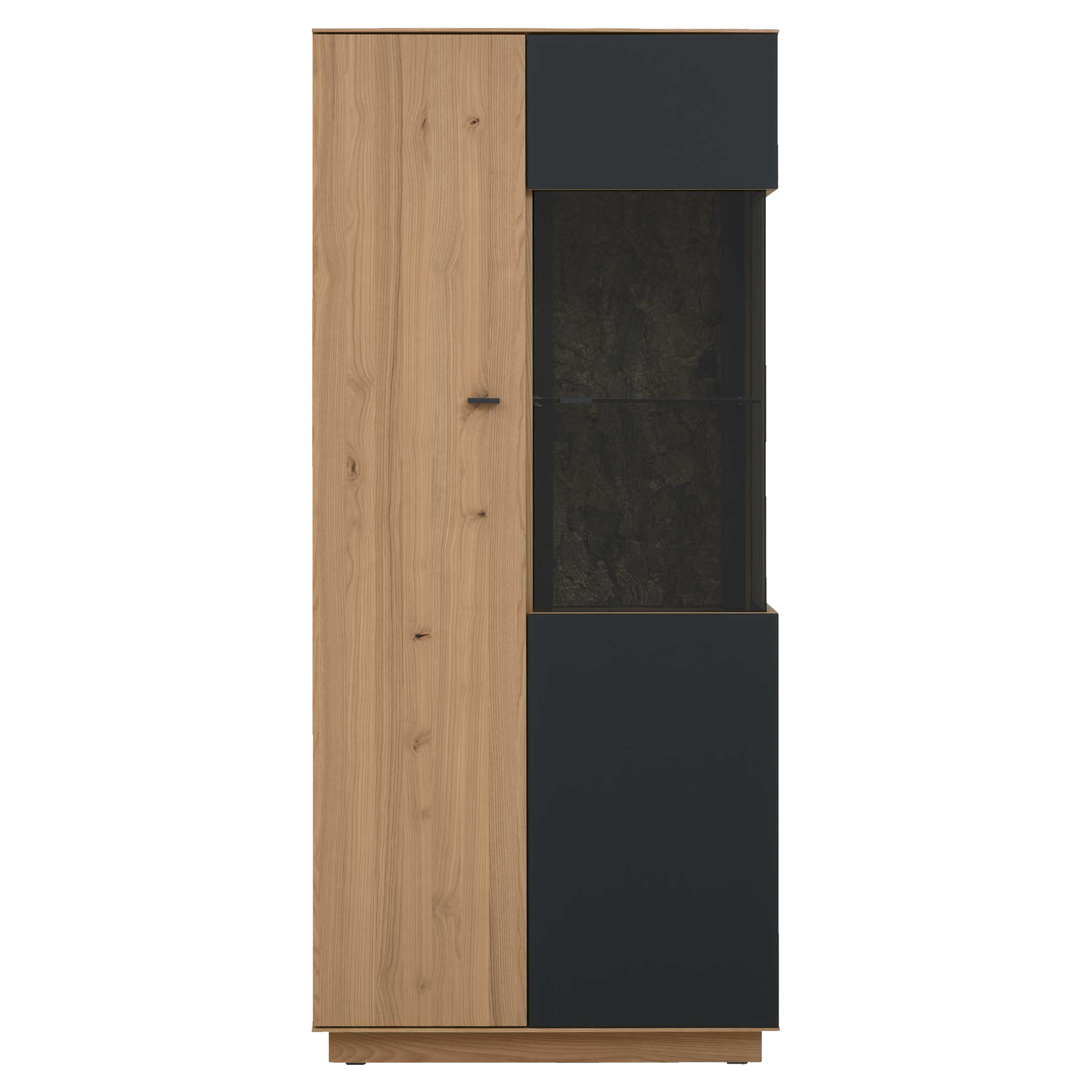 Hoher Schrank mit links sichtbarer Holzmaserung und Türgriff, rechts zwei dunkle Fronten und dazwischen ein vertikaler Glaseinsatz.