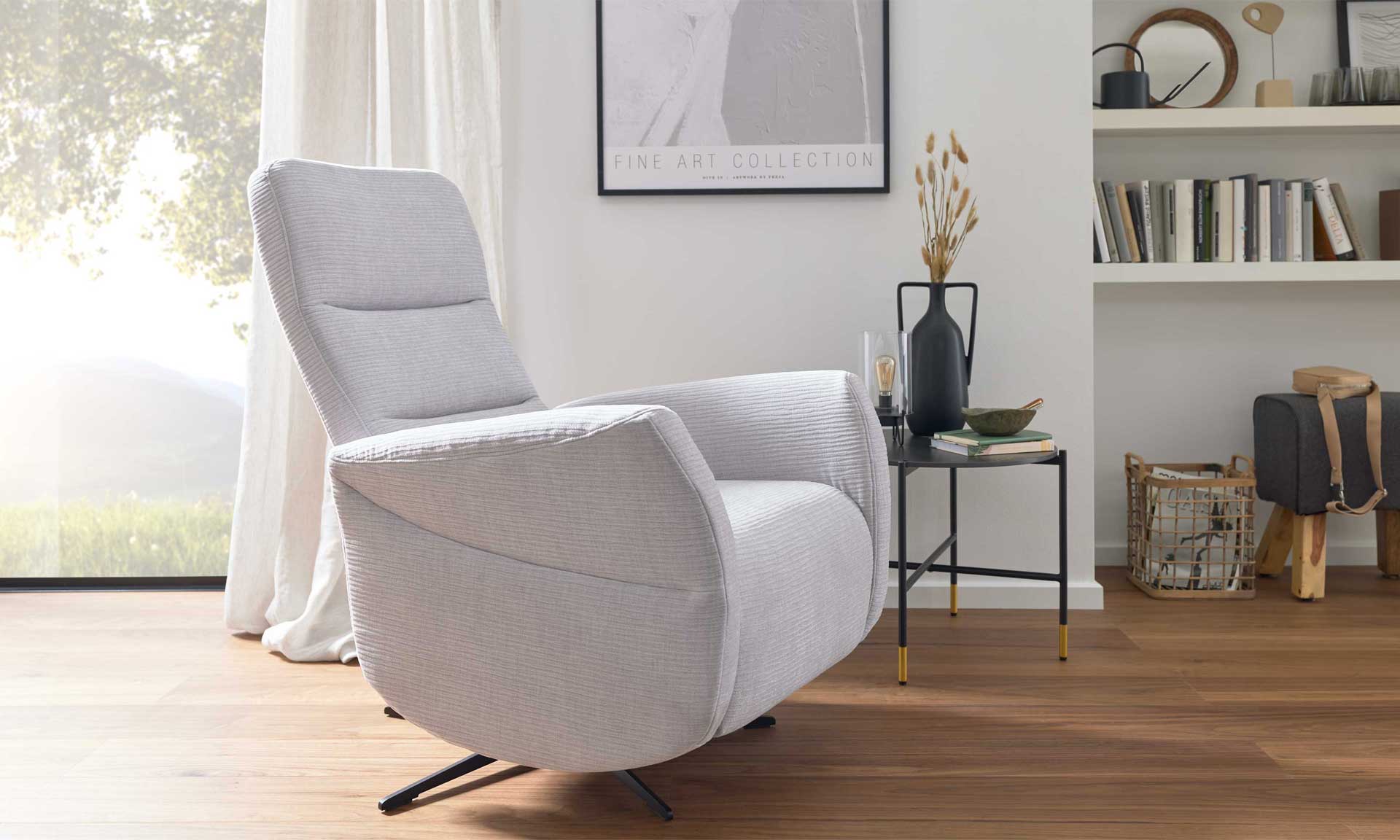 Relaxsessel in silbergrauer Cord-Optik