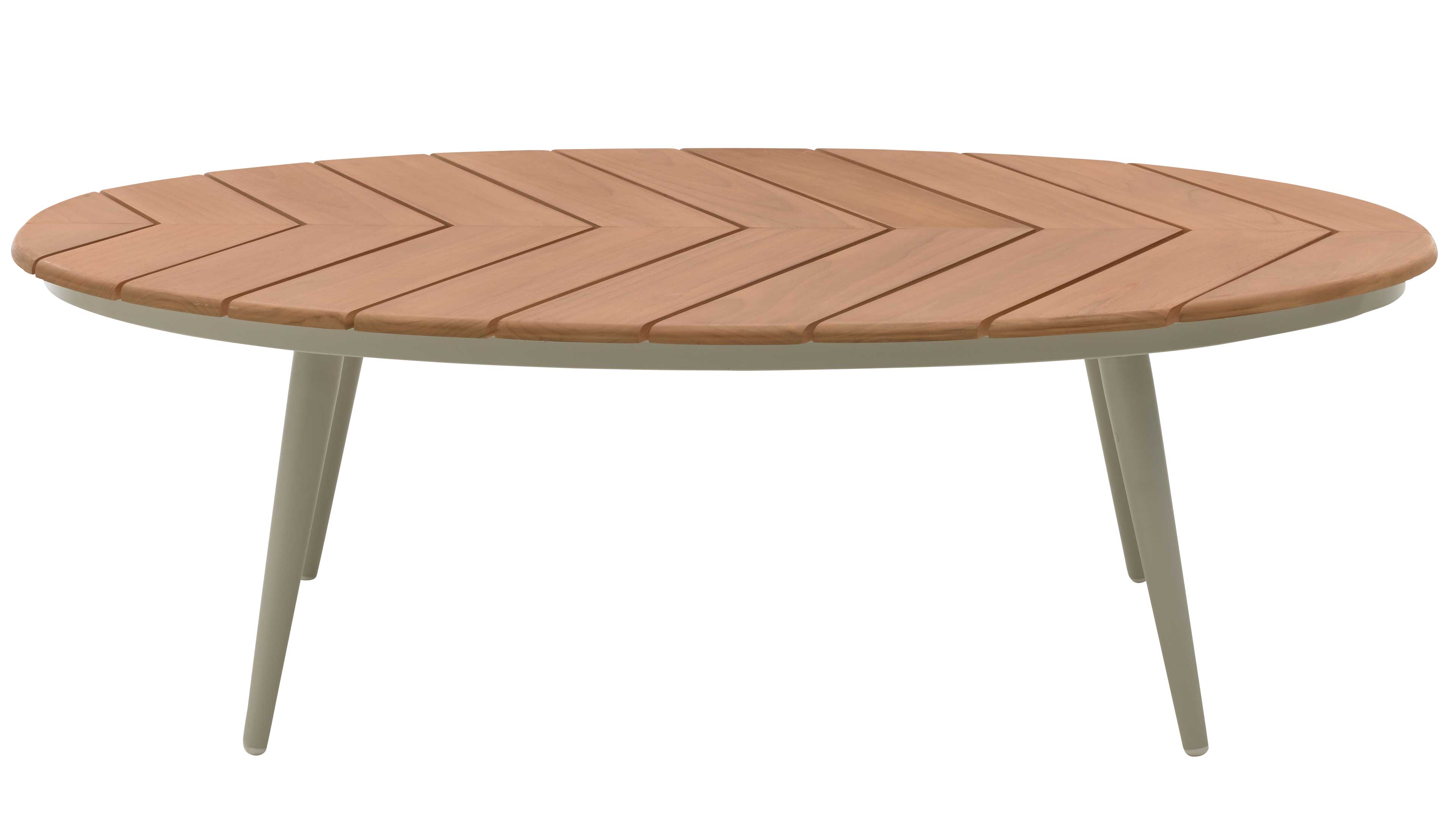 Runder Couchtisch mit hellbraunem, chevronartig angeordnetem Holzplatten-Tischblatt und vier schlanken, schräg gestellten graubeigen Beinen.