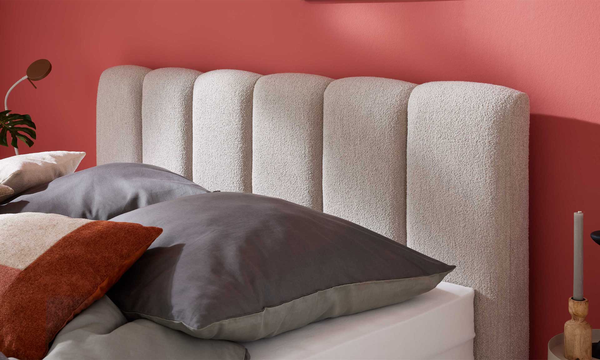 Boxspringbett in Natur, Matratze mit integriertem Topper