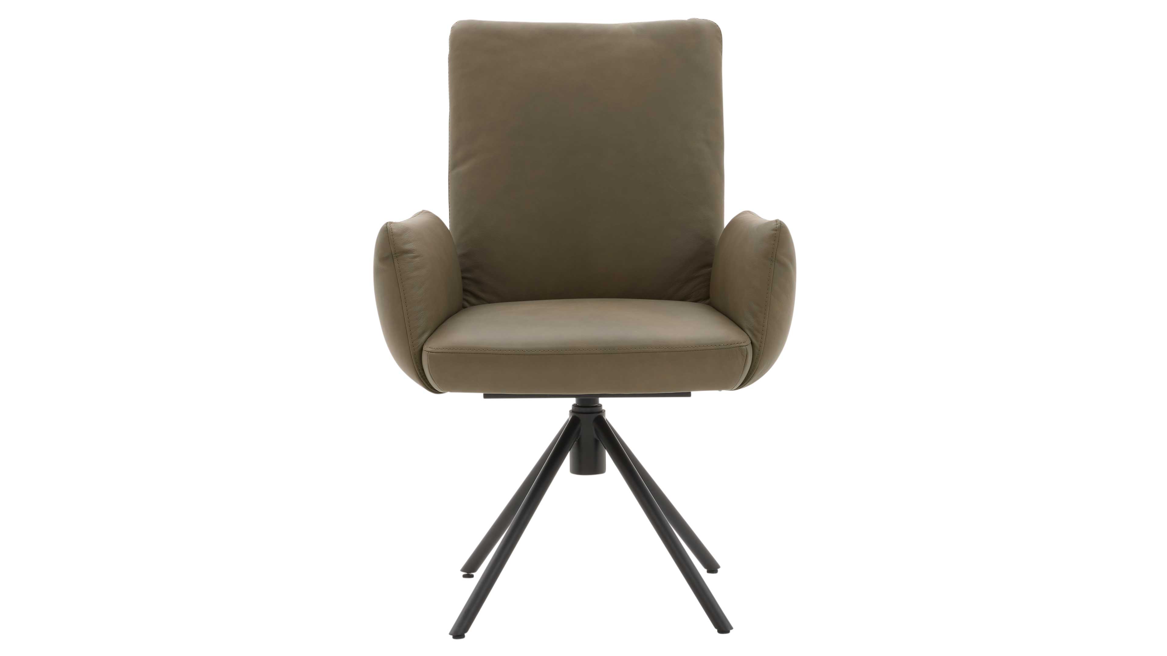 Drehstuhl mit hoher Rückenlehne, gepolsterten, nach vorn gebogenen Armlehnen, olivgrüner Bezug und schwarzes vierbeiniges Metallgestell.