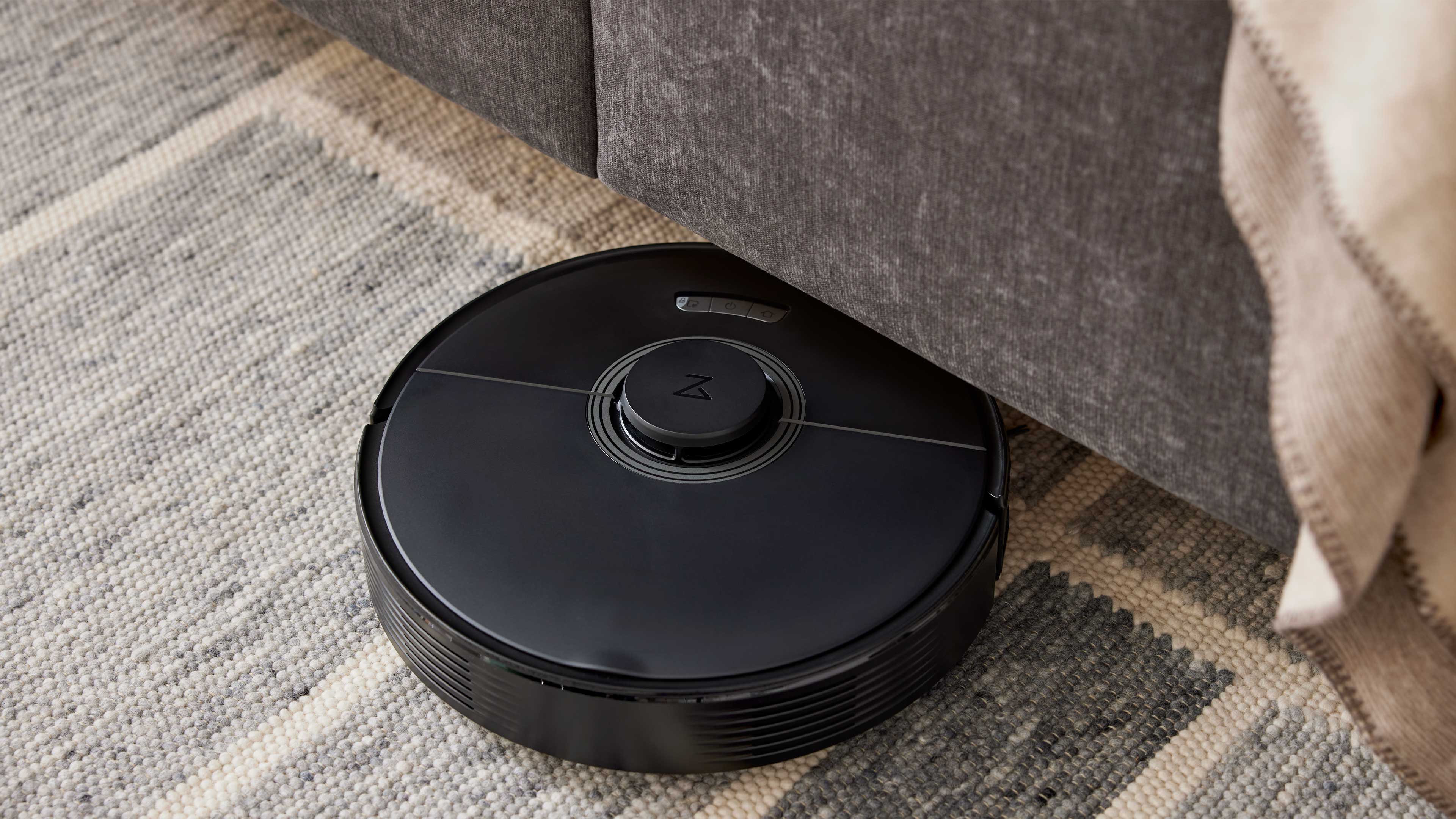 Modernes Polsterbett in Anthrazit mit gepolstertem Kopfteil und integrierten Bettkästen für zusätzlichen Stauraum