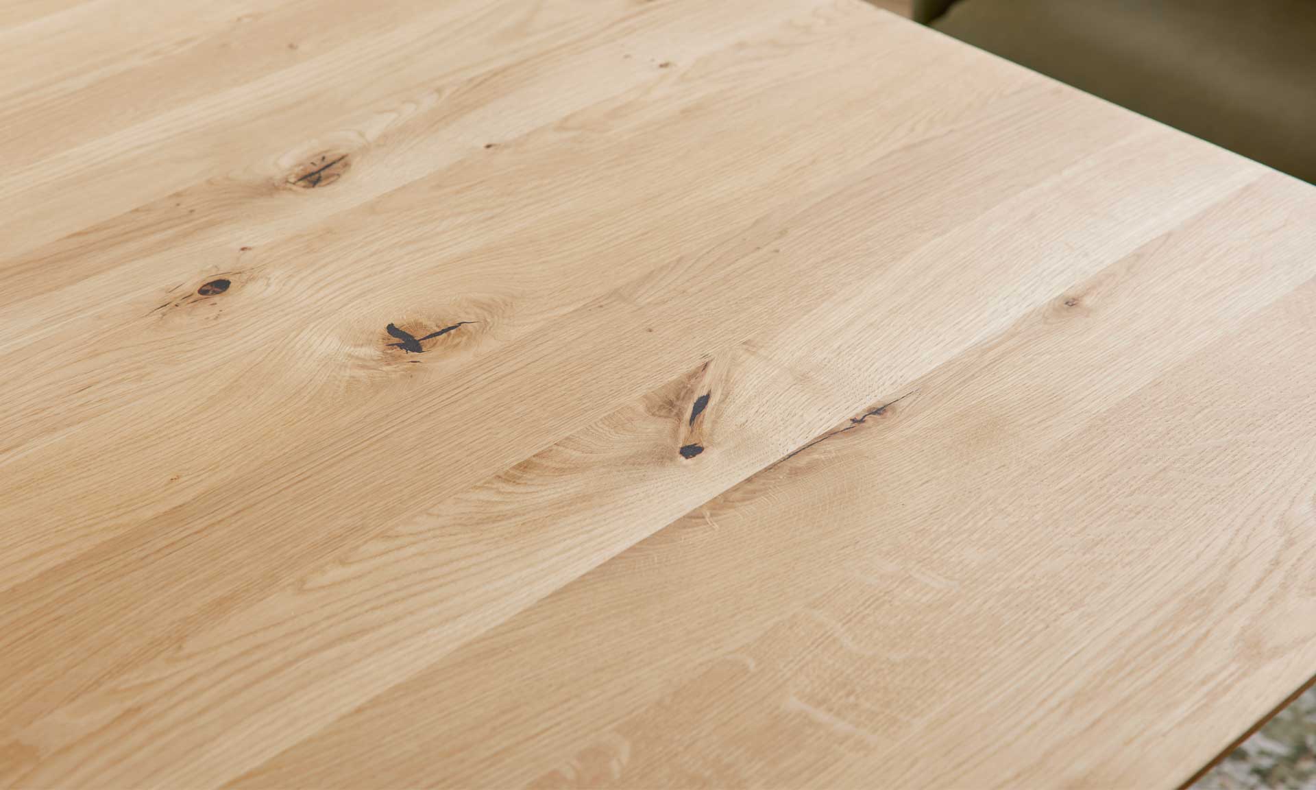 IL5125 Esstisch Detail Tischplatte
