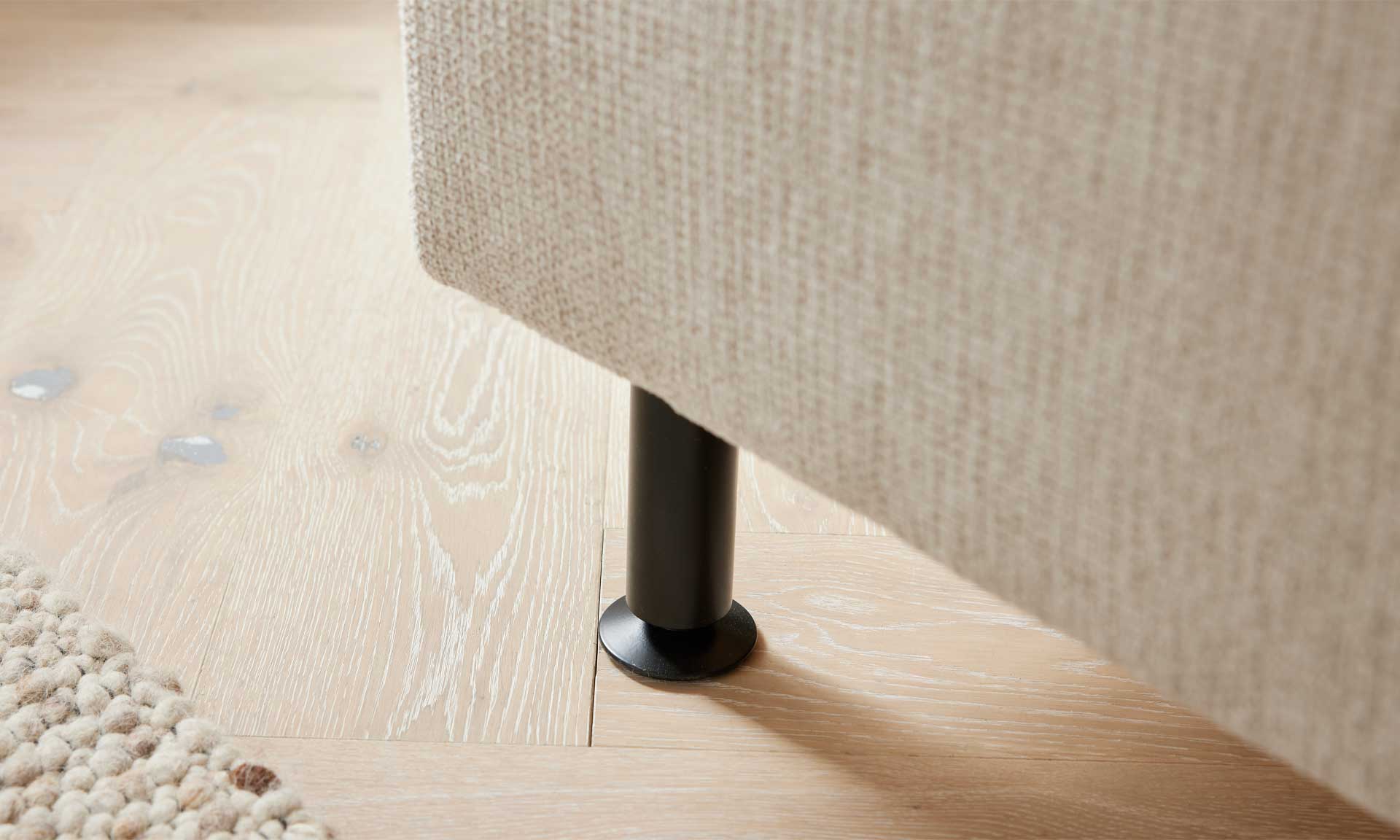 IL1418 Boxspringbett Famosa natur Detail Fuß