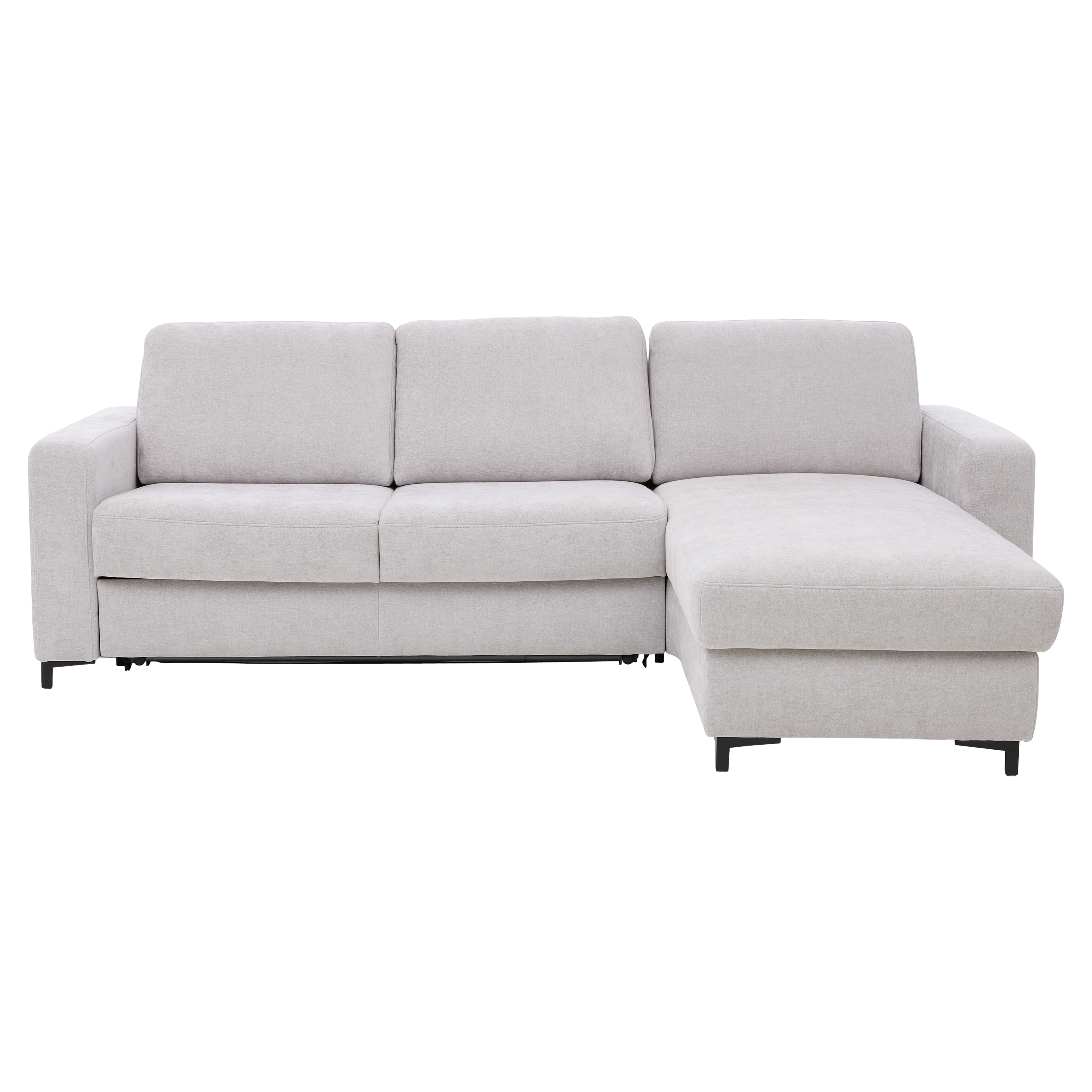 Helles graues Ecksofa mit rechter Chaiselongue, drei Rückenkissen, breiten Armlehnen und schwarzen Füßen.