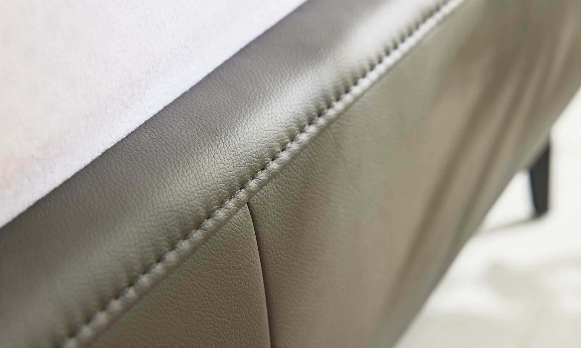 IL1416 Polsterbettgestell Torro grau Detail Bettseite