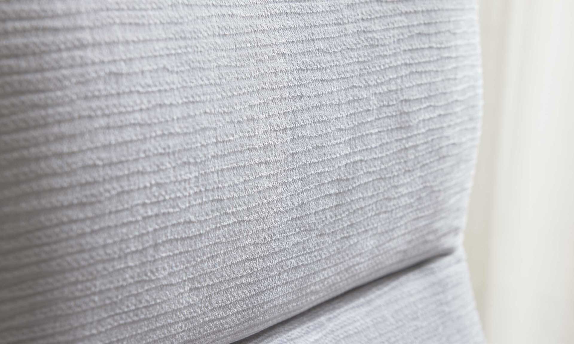Relaxsessel in silbergrauer Cord-Optik