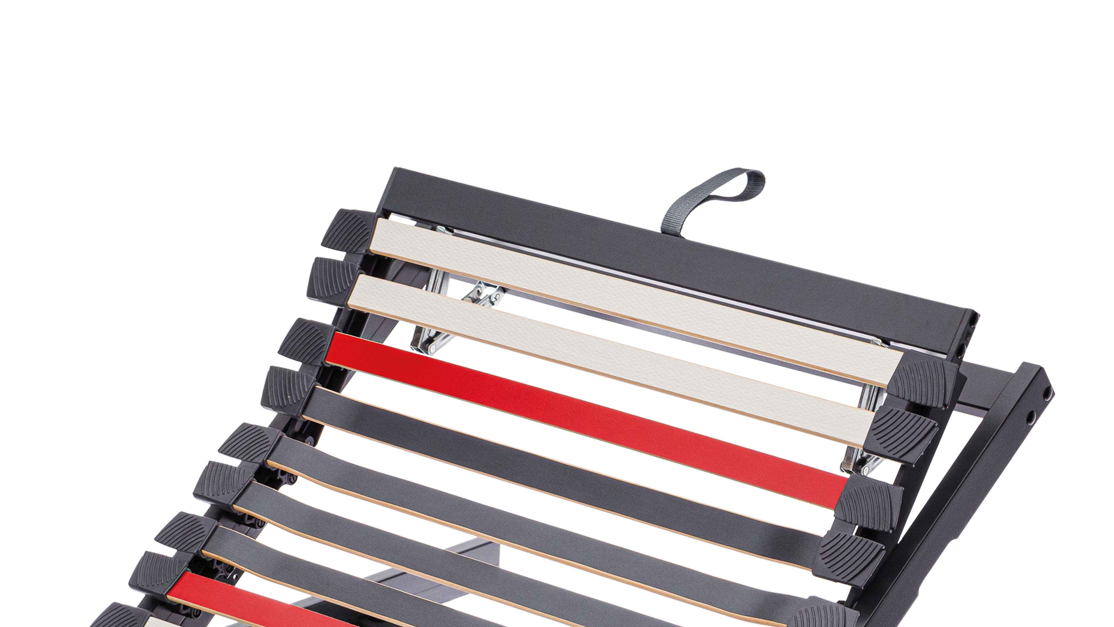 Lattenrost mit schwarzem Metallrahmen, flexiblen Holzlatten, zwei roten und zwei hellen Leisten, verstellbarem Kopfteil und Trageschlaufe.