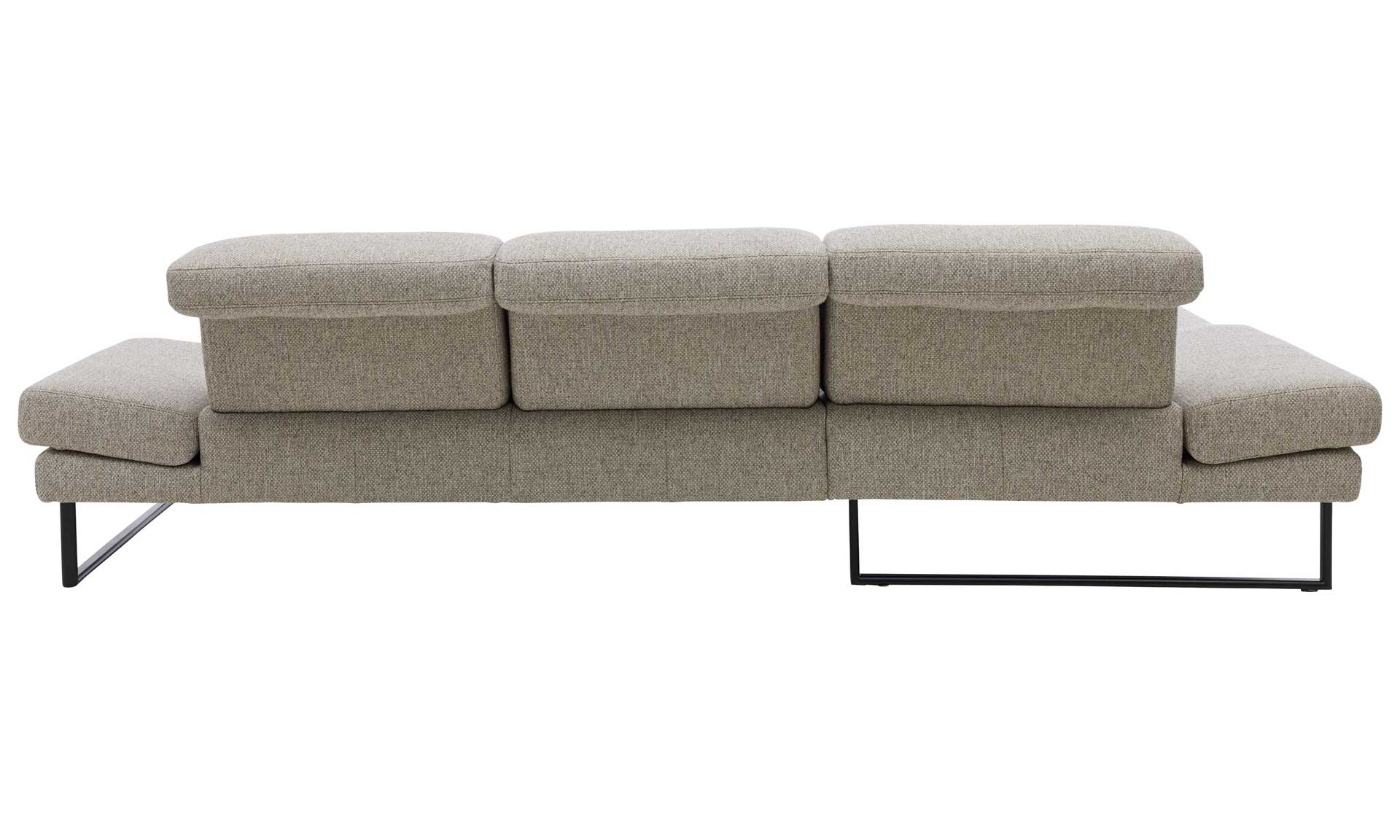 Ecksofa mit runden schwarzen Metallfüßen und Stoff in Silber