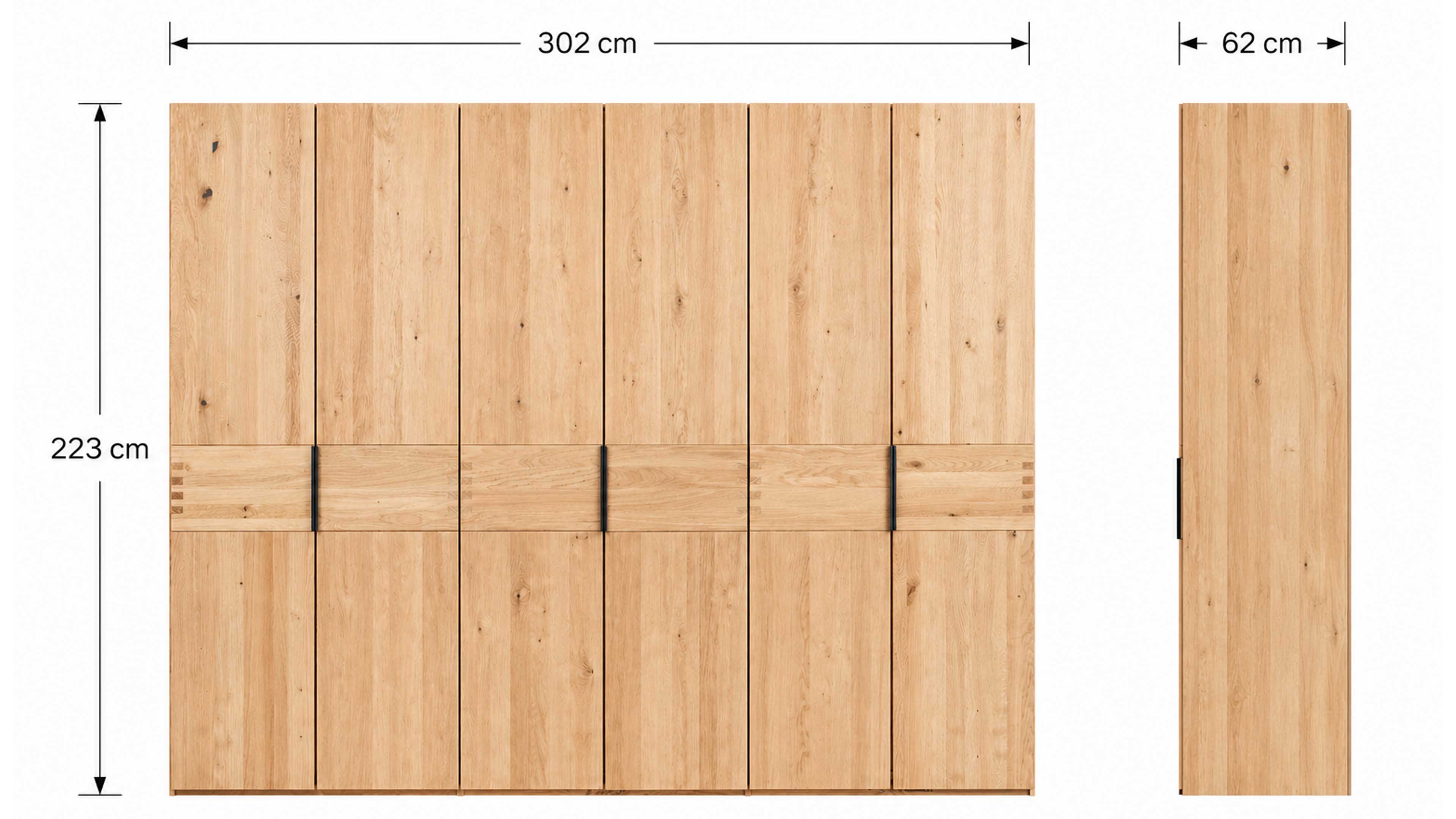 Doppelbett aus Holz mit gepolstertem Kopfteil, kombiniert mit großem Kleiderschrank und Nachttischen für ein abgestimmtes Schlafzimmer