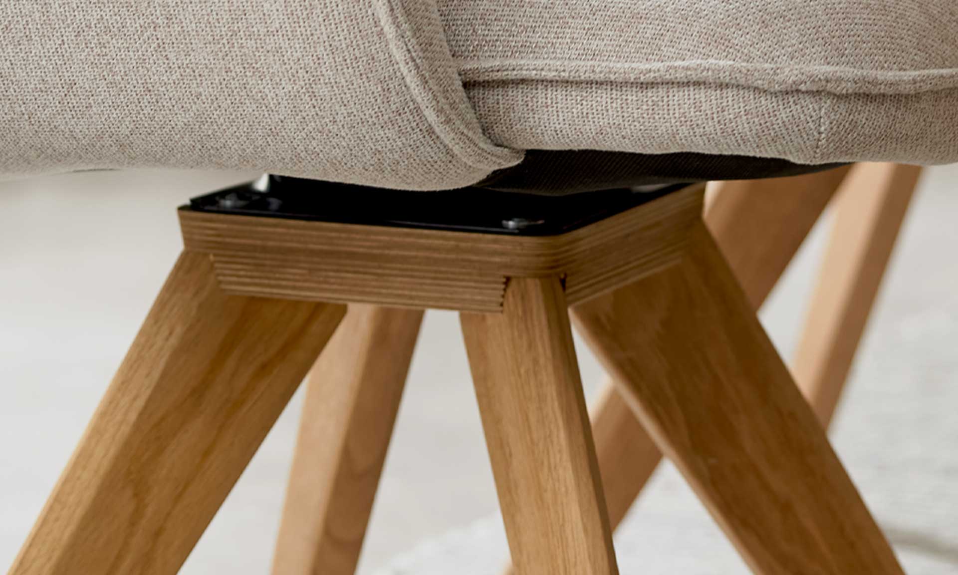IL5124 Detail Funktion Holzgestell