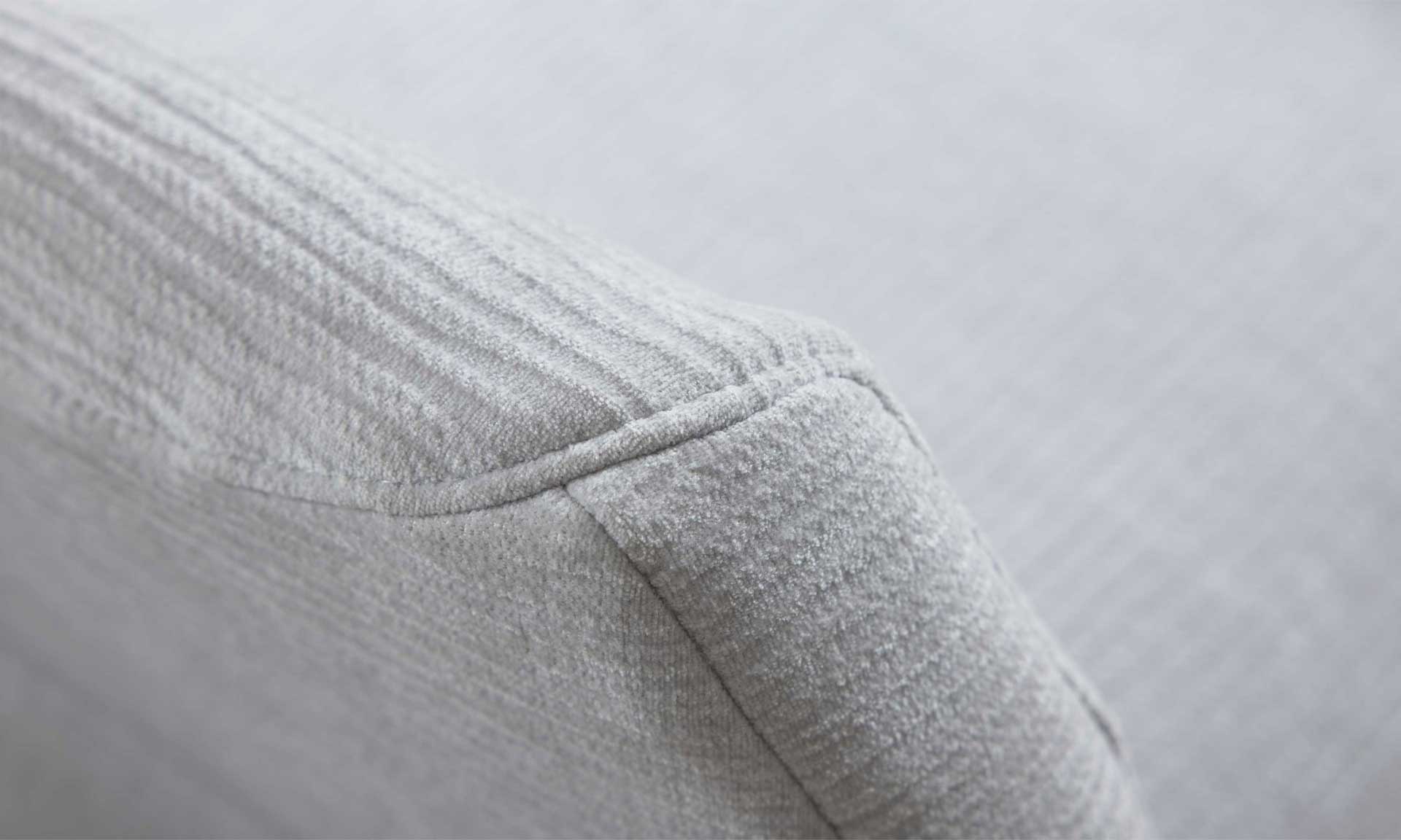 Relaxsessel in silbergrauer Cord-Optik