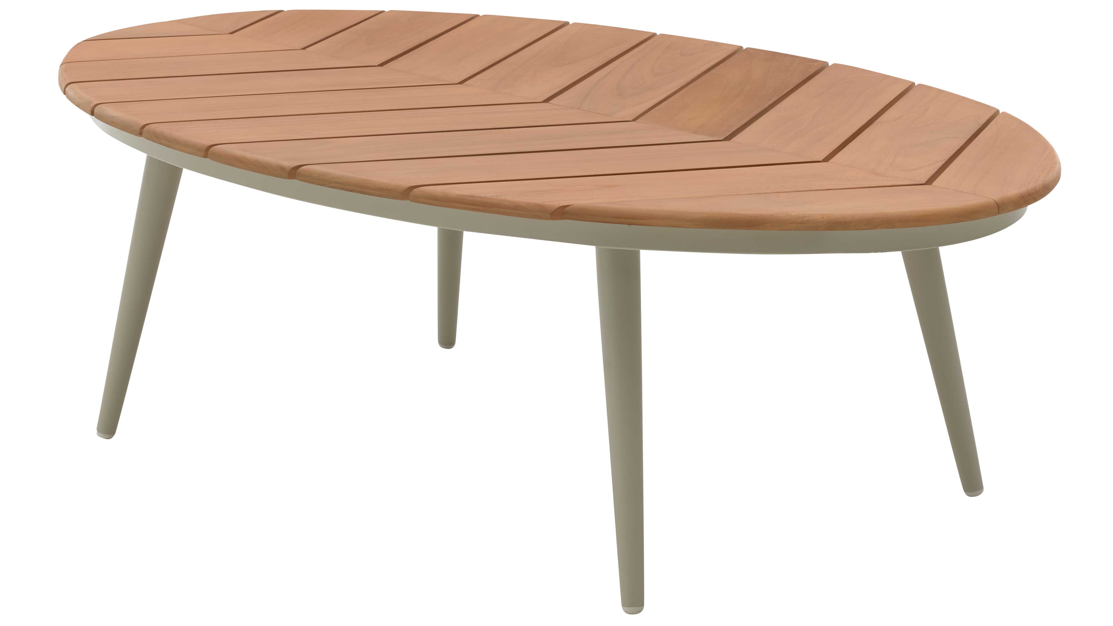 Ovaler Couchtisch mit hellem Holzlatten‑Oberteil in segmentierter, leicht V‑förmiger Anordnung und vier schlanken hellgrauen Beinen.