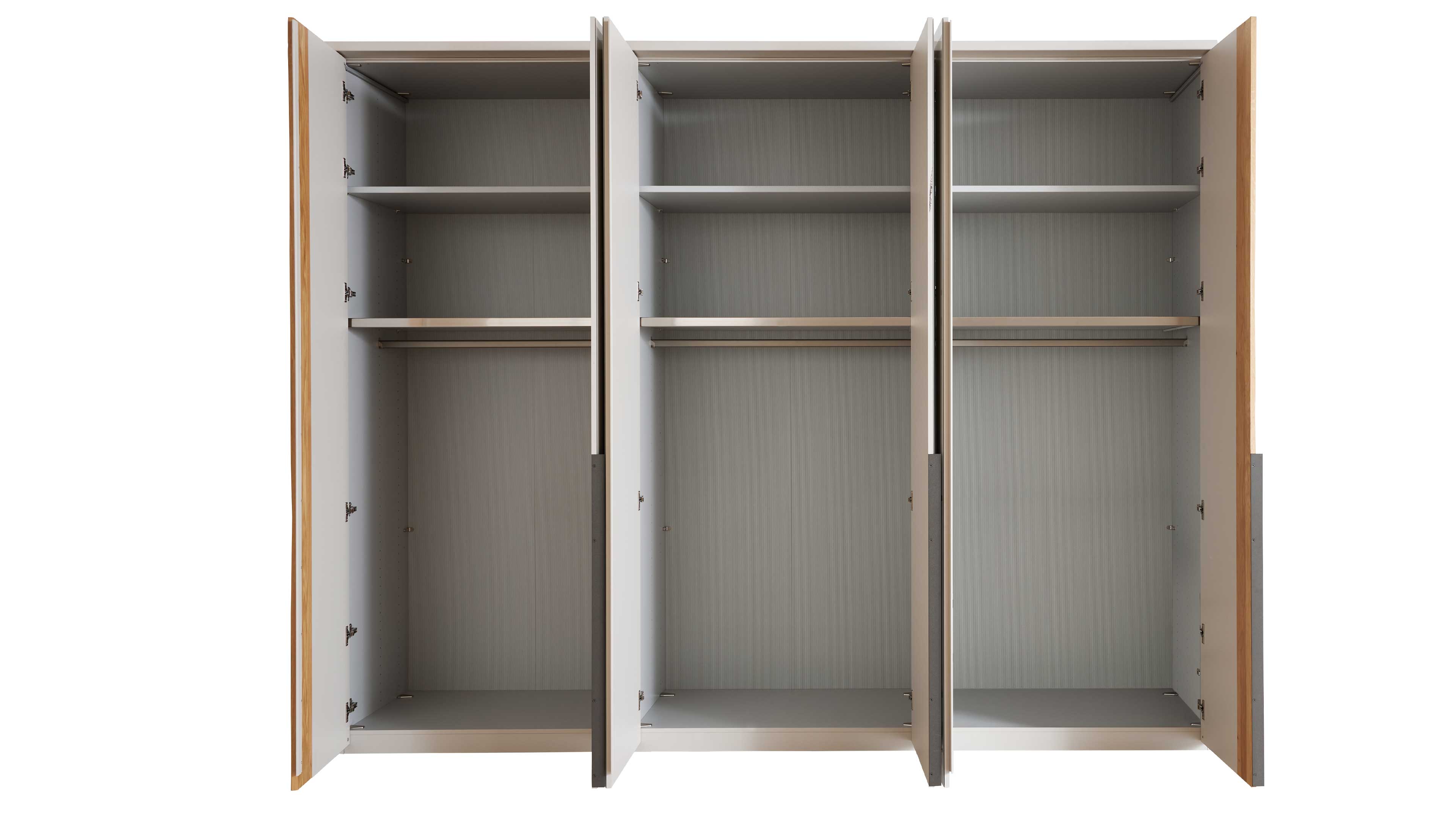 Vierteiliges Schlafzimmer mit Bett, Nachtkonsolen und großem Kleiderschrank in hellem Grau mit Holzakzenten