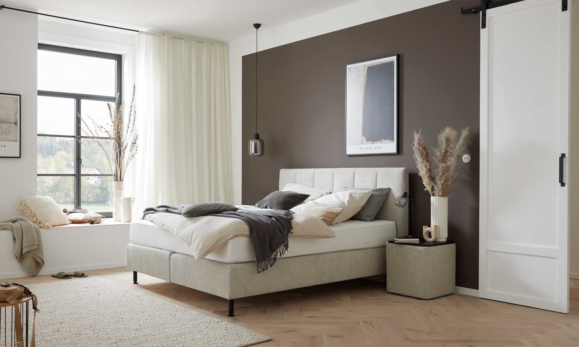 IL1418 Boxspringbett Famosa natur mit Nachtkonsole