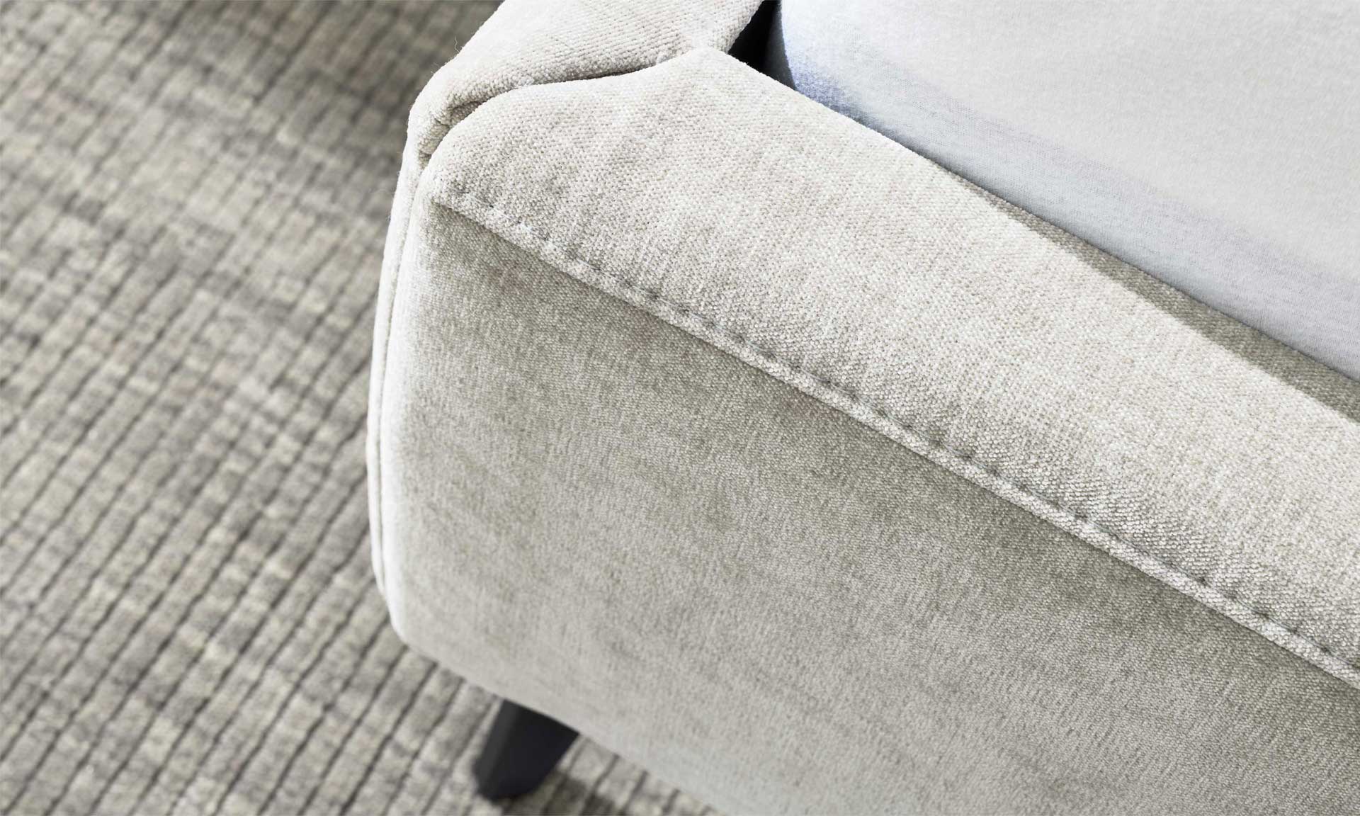 IL1416 Polsterbettgestell Balu silver Detail Bettseite