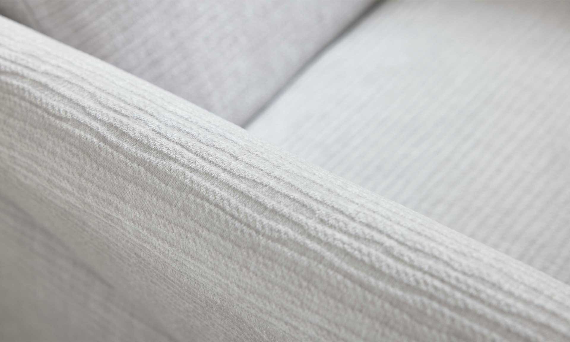 Relaxsessel in silbergrauer Cord-Optik