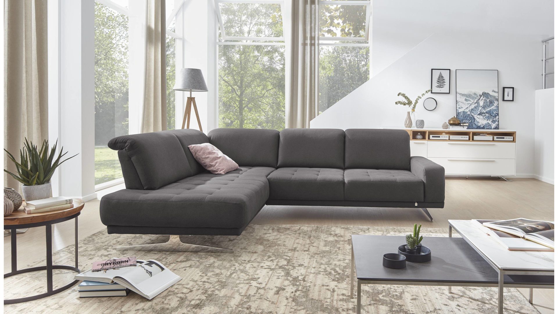 Ecksofa Dietsch | il aus Stoff in Grau Interliving Sofa Serie 4250 – Eckkombination anthrazitfarbener Bezug Moses 18 & Metallsockel – Stellfläche ca. 215 x 280 cm