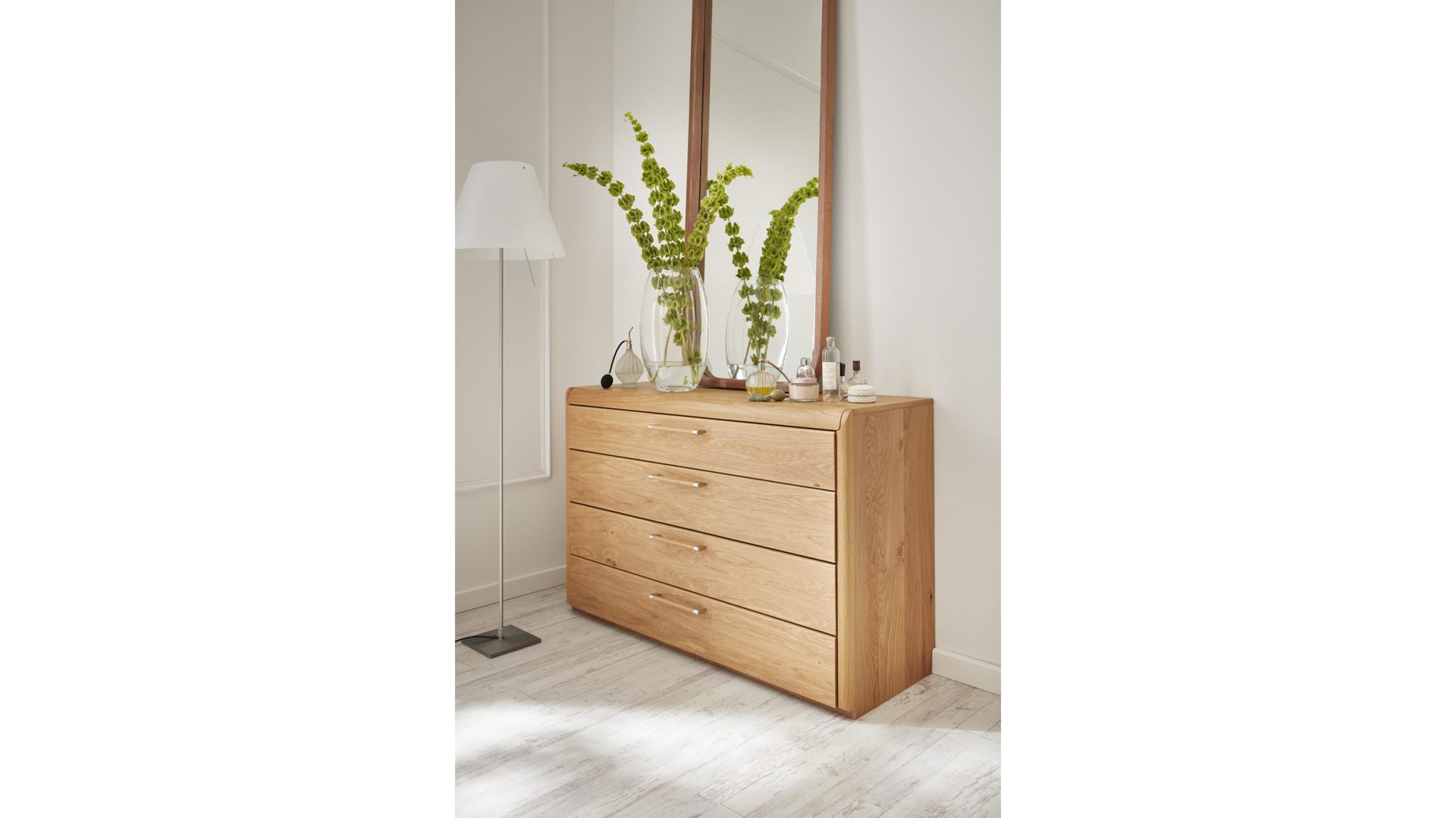 Schubladenkommode C. disselkamp | il aus Holz in Holzfarben Interliving Schlafzimmer Serie 1001 – Schubladenkommode Wildeiche-Echtholzfurnier – vier Schubladen