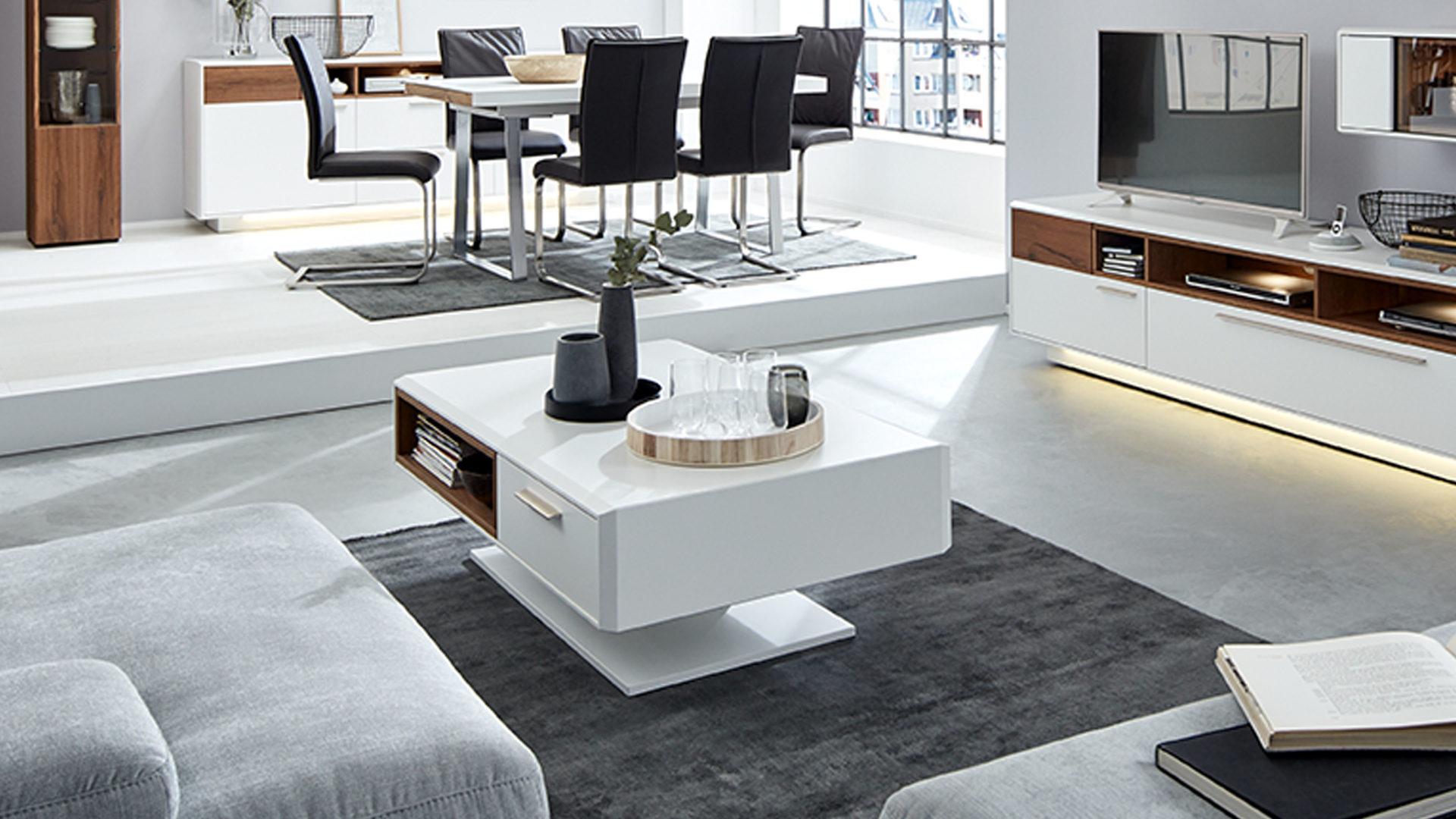 Couchtisch Die hausmarke | il aus Holz in Holzfarben Interliving Wohnzimmer Serie 2102 - Couchtisch dunkles Asteiche-Furnier & weißer Mattlack – ein offenes Fach, eine Schublade