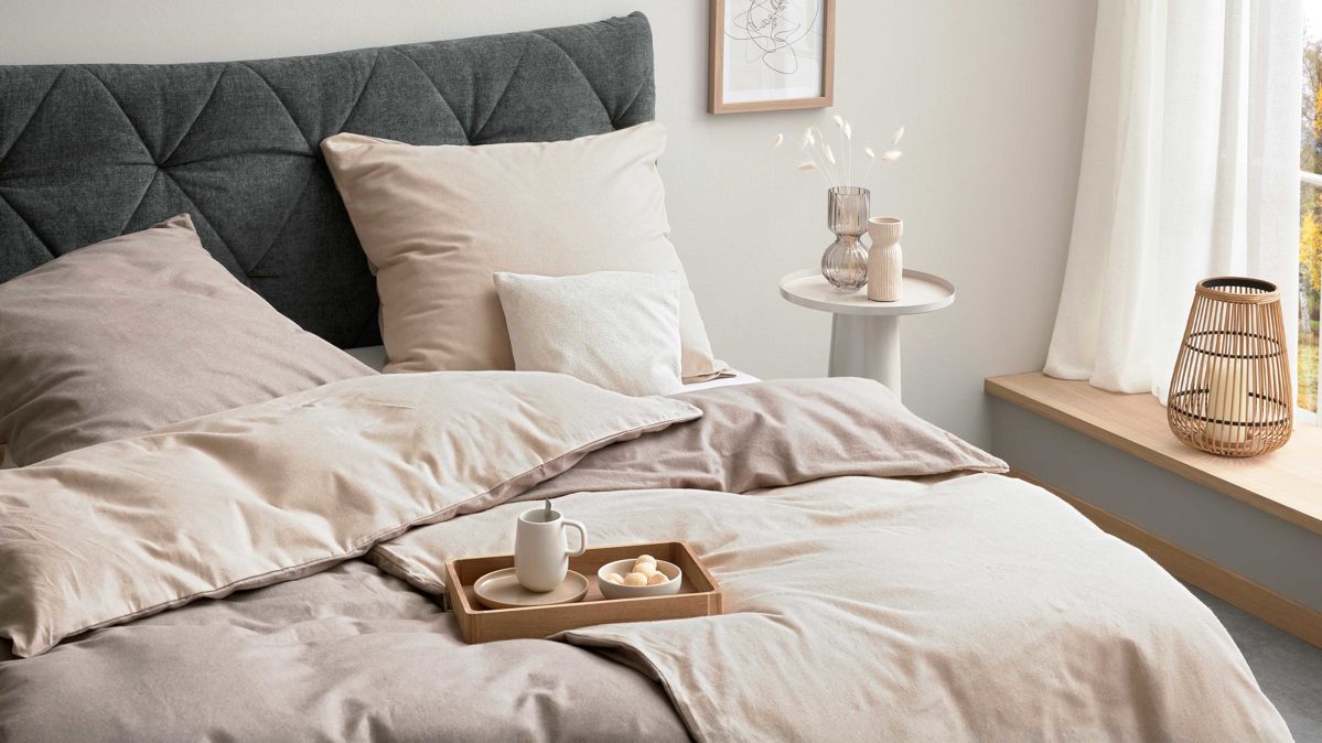 Bettwäsche-Set Interliving aus Stoff in Beige Interliving Bettwäsche Serie 9118 - Biberbettwäsche mit zwei Kopfkissenbezügen Creme & Cappuccino - ca. 60 x 80 cm und ca. 155 x 220 cm