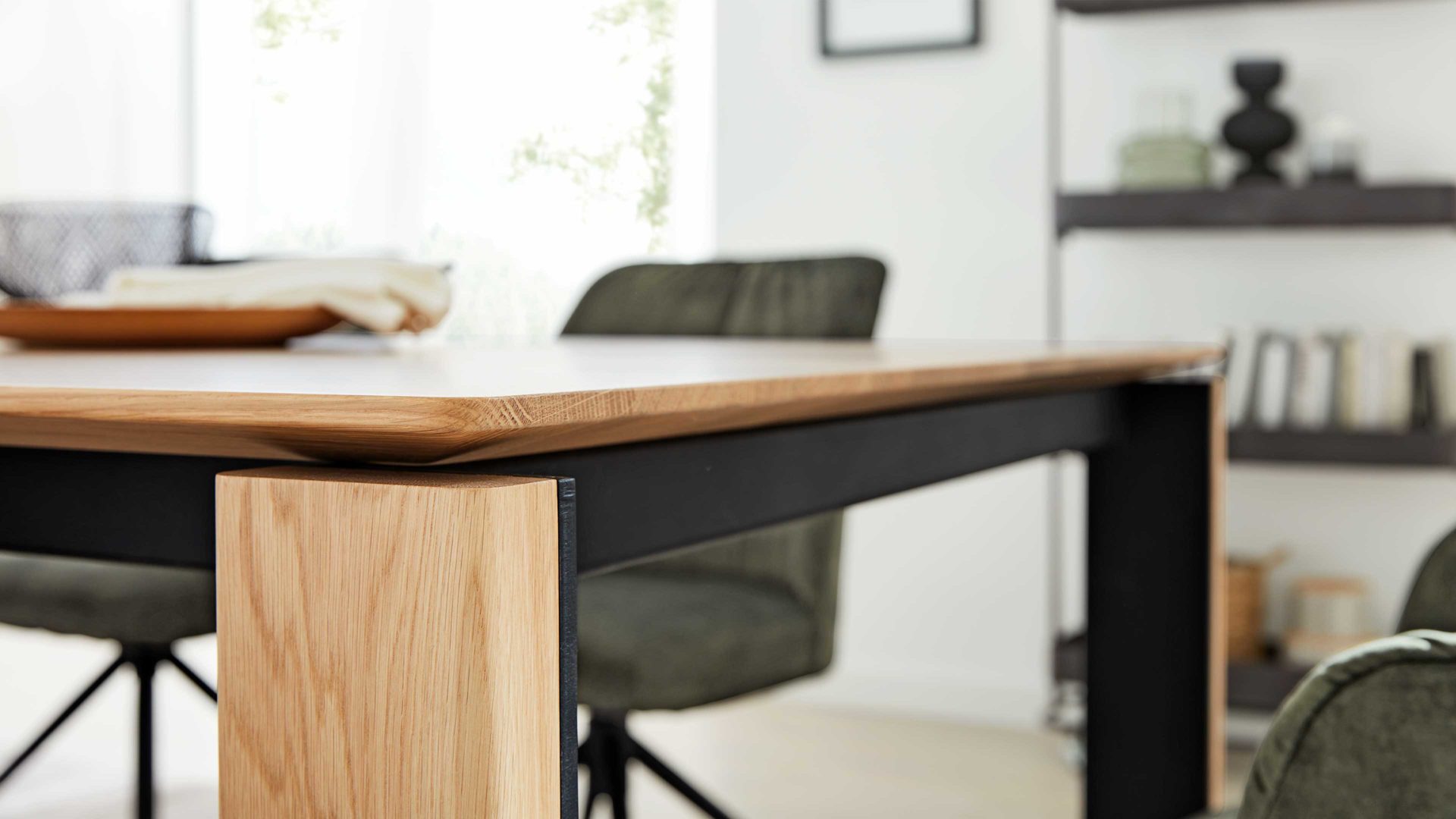 Esstisch Interliving aus Holz in Holzfarben Interliving Esszimmer Serie 5110 - Esstisch T0500 Eiche natur - ca. 180 x 100 cm