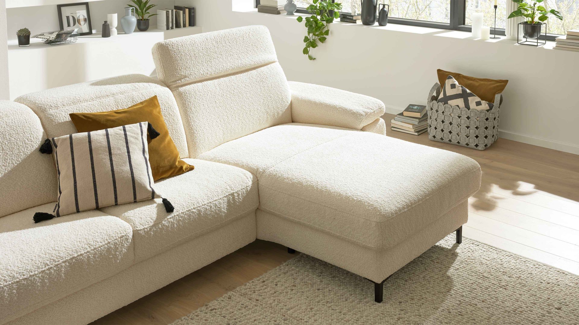 Funktion Interliving aus Metall in Transparent Interliving Sofa Serie 4054 – Liegefunktion motorisch