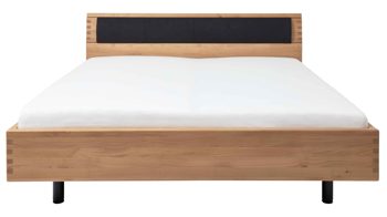 Bettgestell Interliving aus Holz in Holzfarben Interliving Schlafzimmer Serie 1028 – Bettgestell 1180 Erle, Carbon & Schwarz – Liegefläche ca. 180 x 200 cm