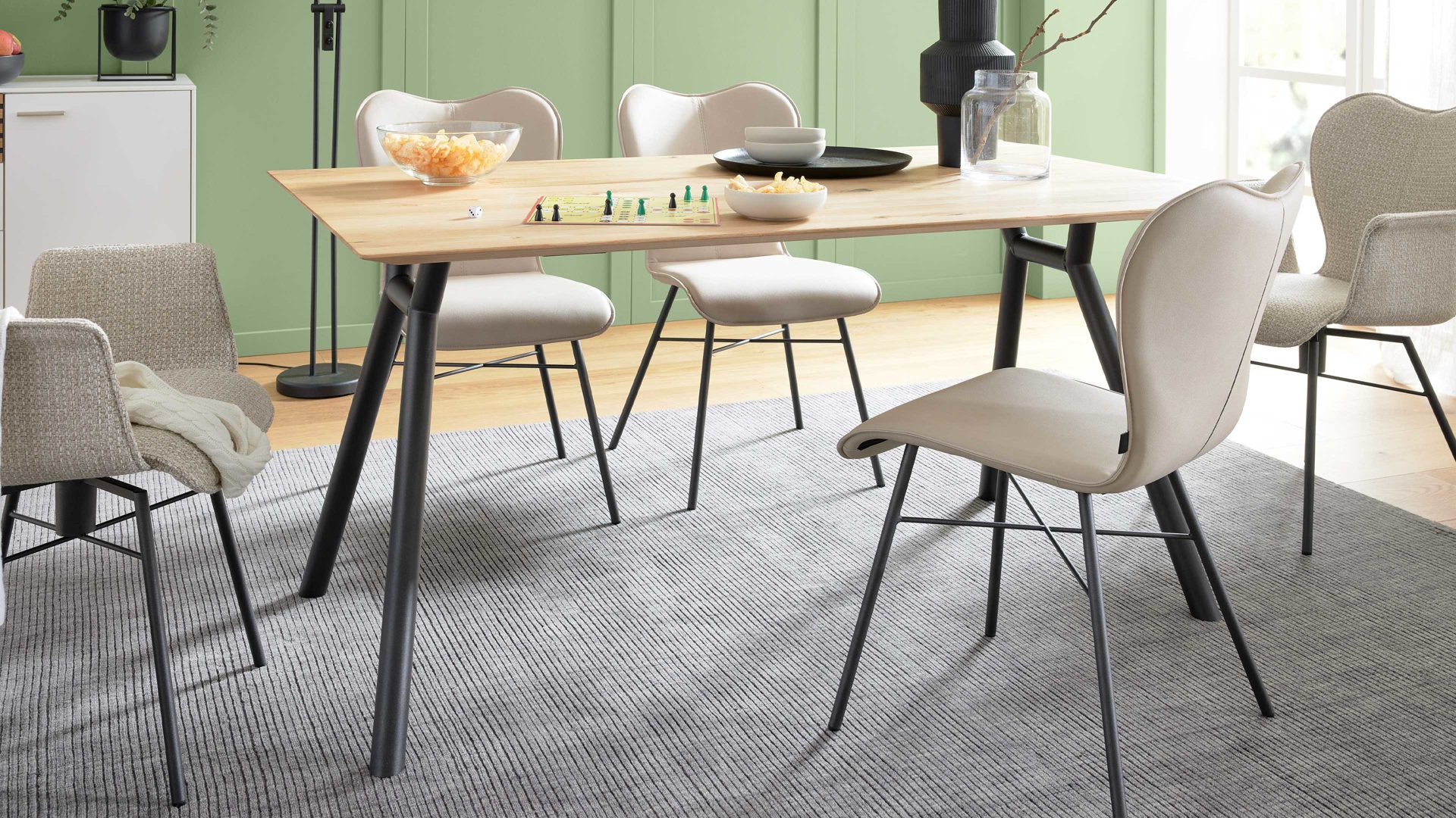 Esstisch Interliving aus Holz in Holzfarben Interliving Esszimmer Serie 5115 - Esstisch astige Eiche & anthrazitfarbenes Metall - ca. 200 x 90 cm