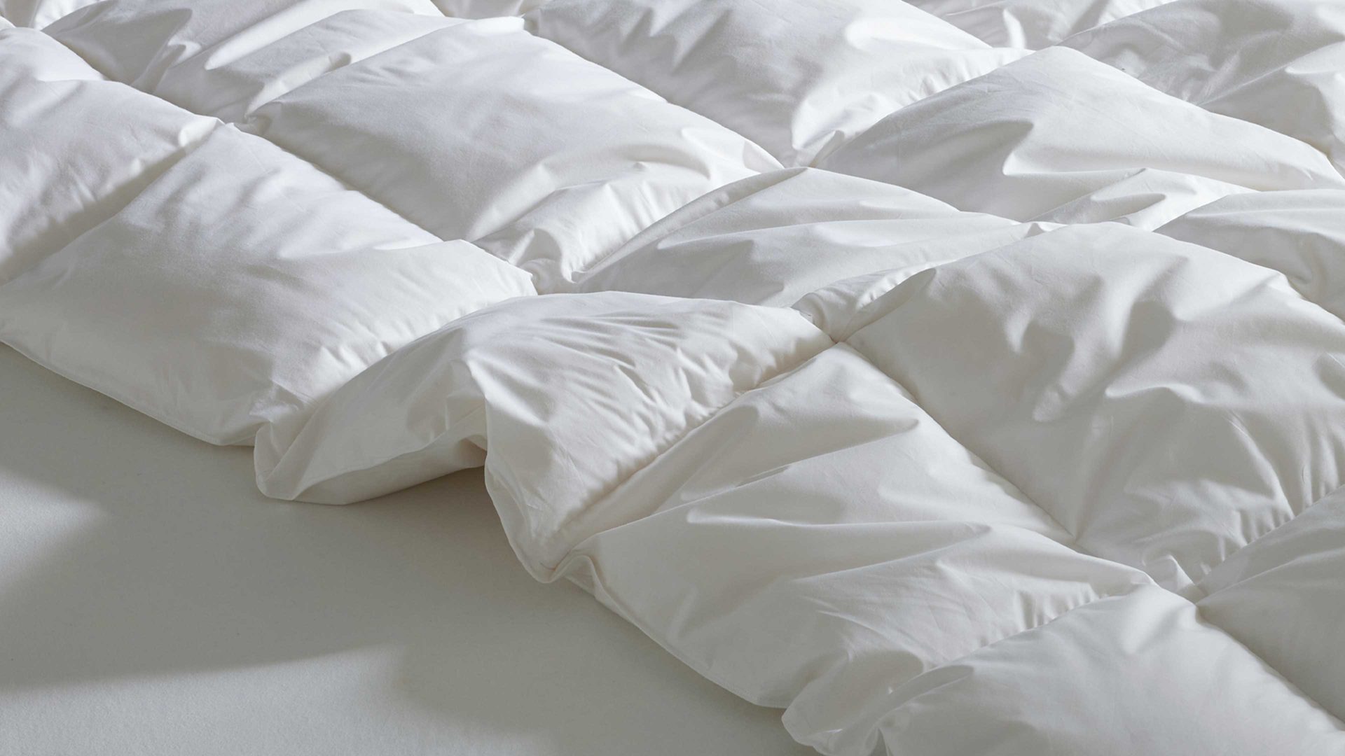 Daunendecke Interliving aus Stoff in Weiß Interliving Bettdecke Serie 9205 - Daunendecke als Cassettendecke normal, ca. 600 g Daunen - ca. 135 x 200 cm