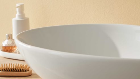 Waschtisch-Set / Waschbecken-Set Interliving aus Holz in Hellgrau Interliving Bad Serie 7969 - Badmöbel-Set Basis sandfarbenes Lacklaminat & Eiche Como - Länge ca. 138 cm