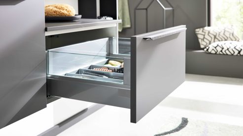 Badmöbel-Set Interliving aus Holz in Grau Interliving Bad Serie 7317 - Basis-Set mit Waschtisch Schiefergrau - Breite ca. 140 cm